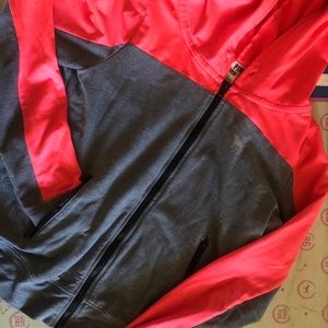 🔥Pink Victoria’s Secret jacket/hoodie 🔥